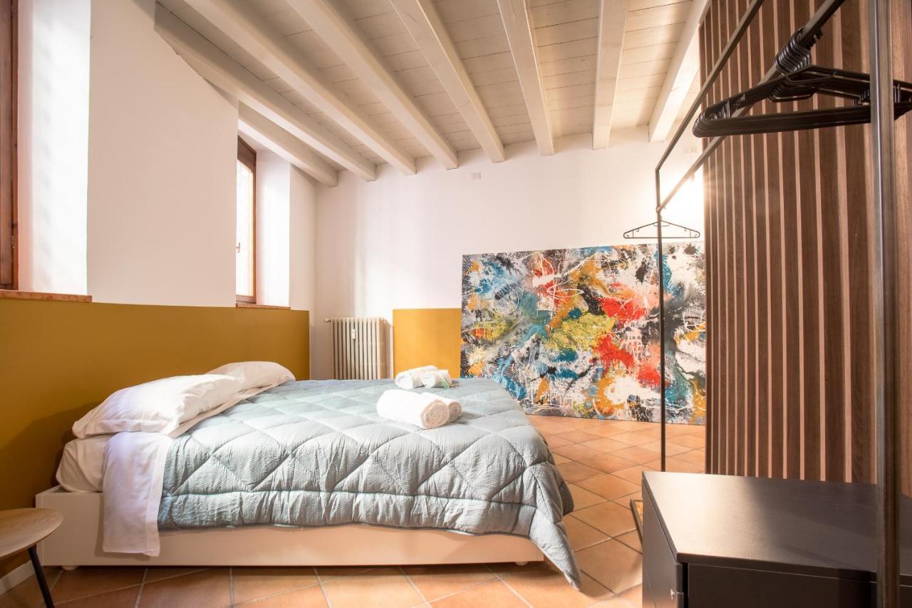 Arena, Center, Hospital - "The Yellow" Apartment Verona Exterior photo